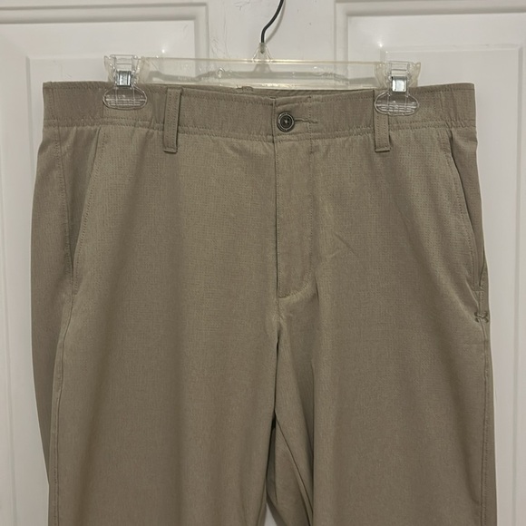 Under Armour Men's Tan Golf Pants 34 - 30 - Picture 3 of 9